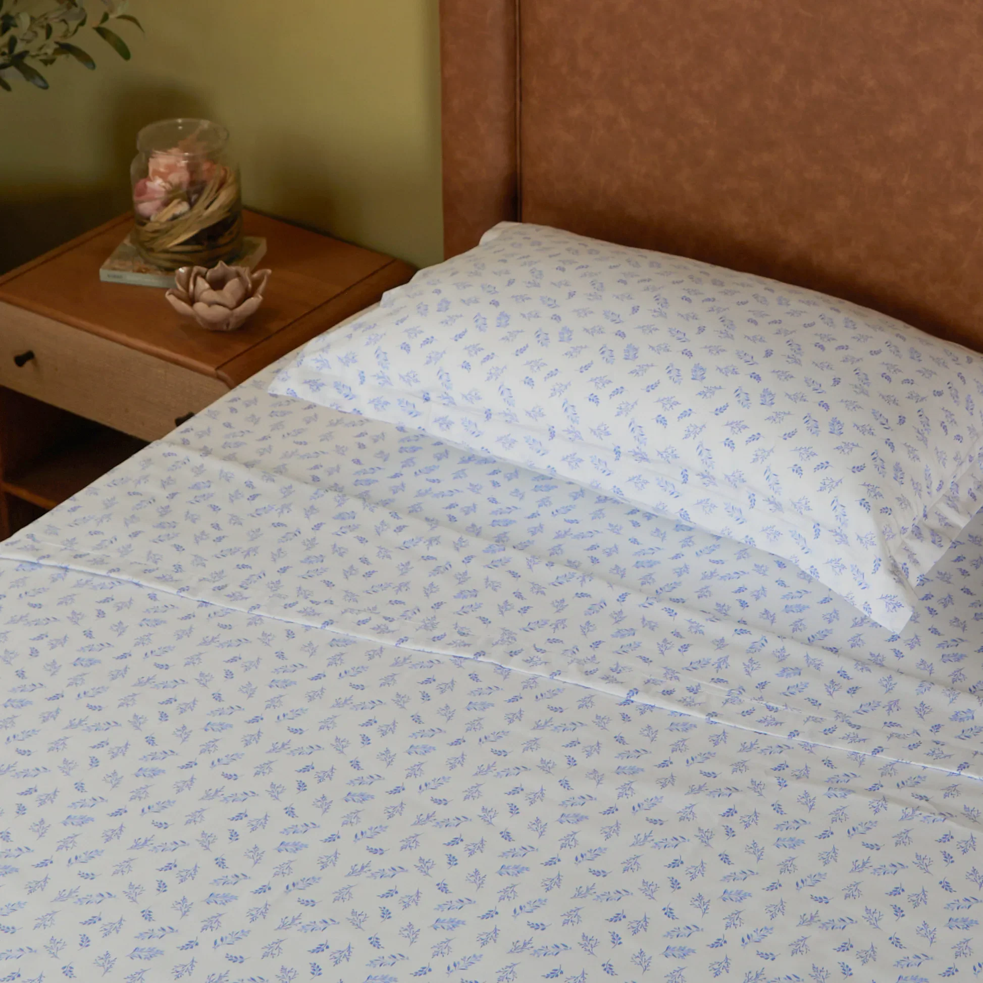 Bloomshire Classic | Everyday Charm Printed Reversible Dohar with Super Soft Flannel Layering-Blue - Image 12