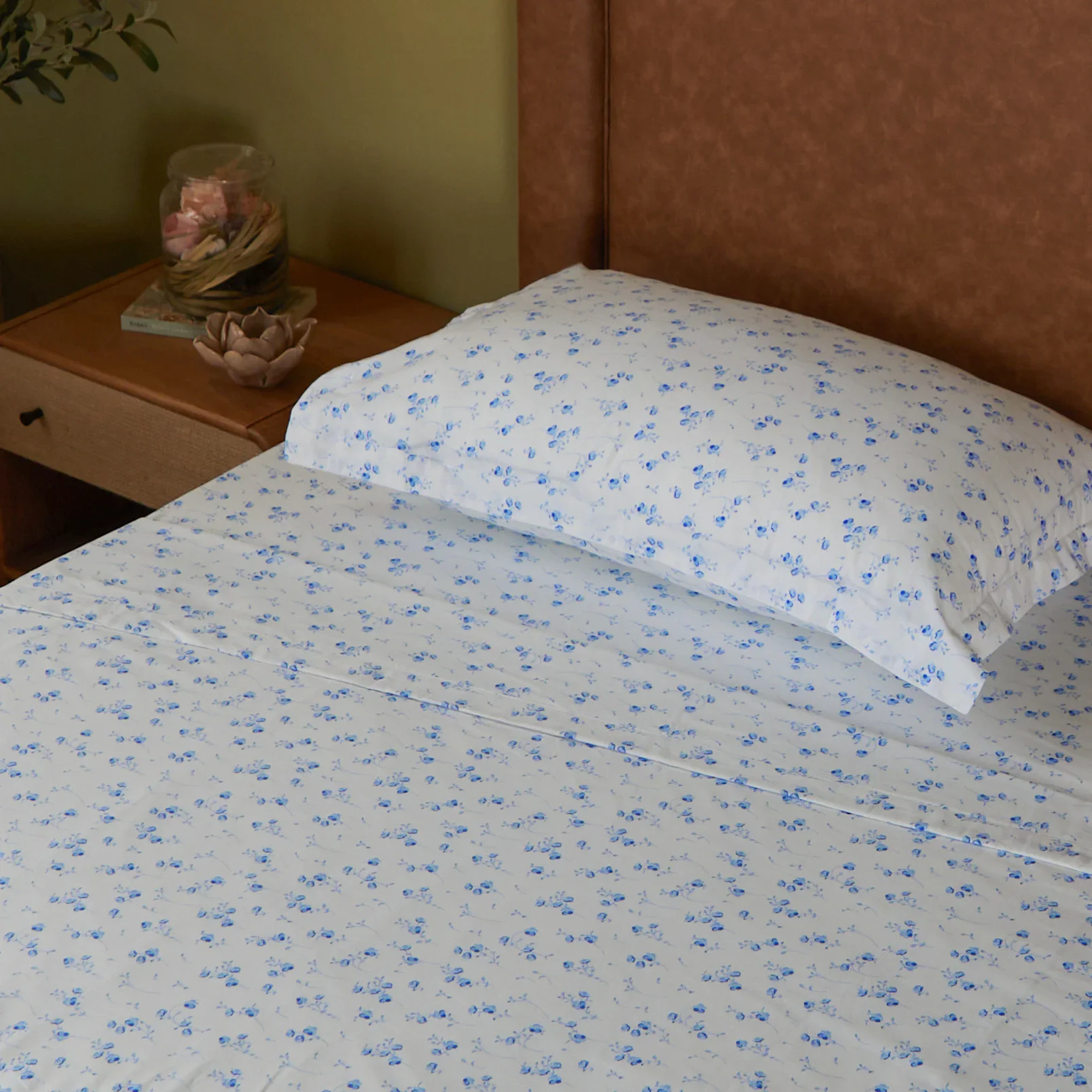 Bloomshire Classic | Everyday Charm Printed Reversible Dohar with Super Soft Flannel Layering-Blue - Image 17