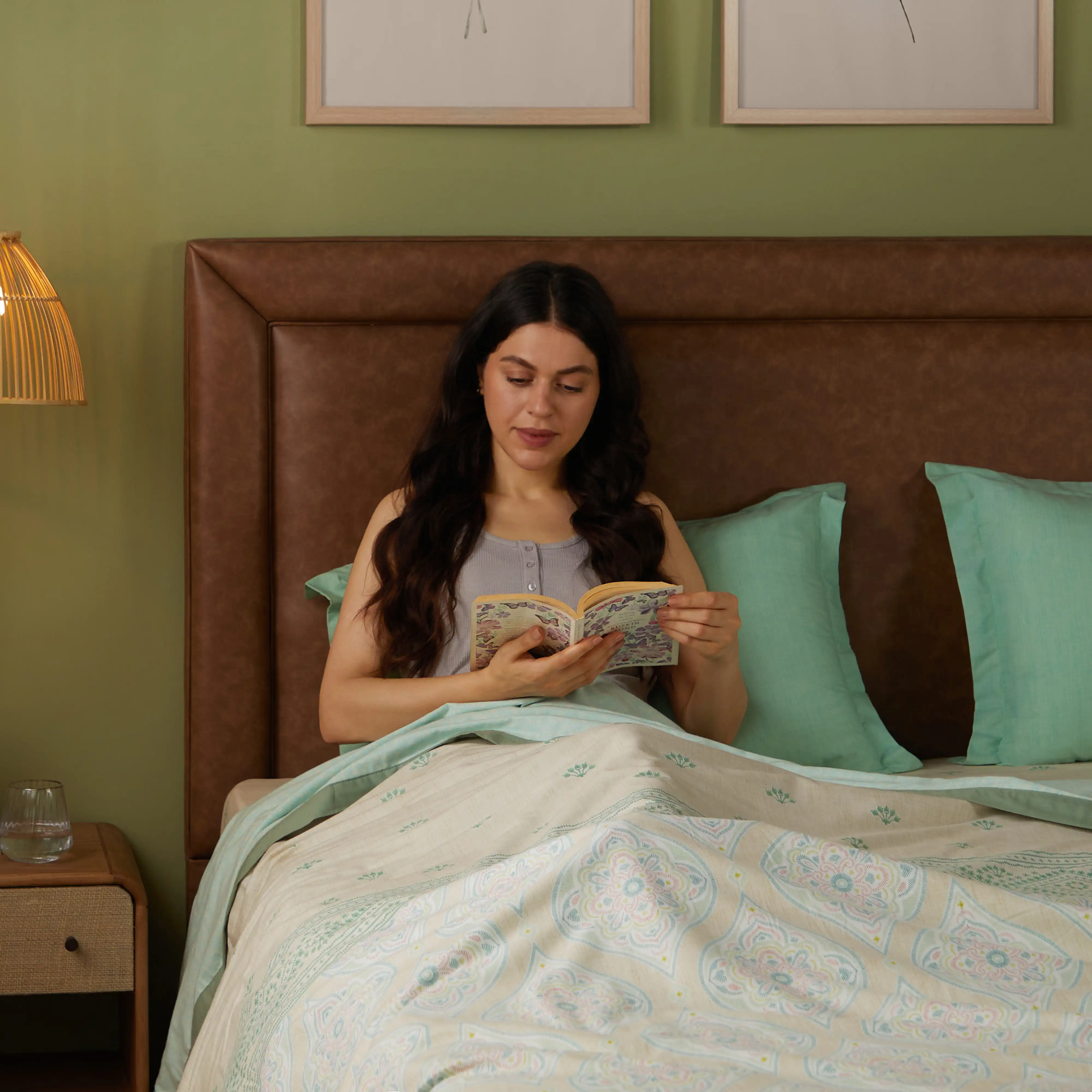 Chippa Lane | Contemporary Indian Print Design Coordinated Bedding Set | Set of Bedsheet & Dohar-Sage - Image 3