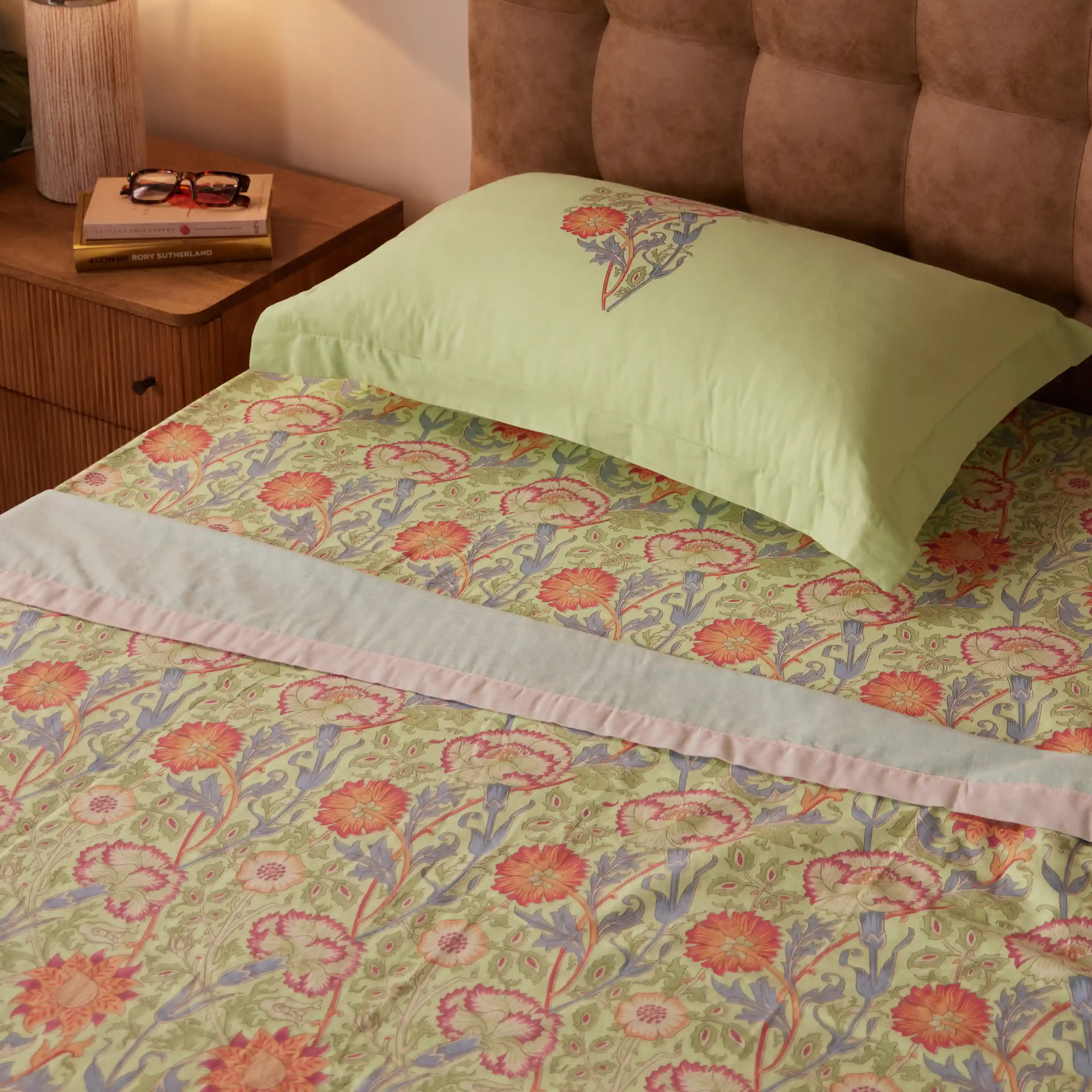 Chippa Lane | Contemporary Indian Print Design Reversible Dohar with Super Soft Flannel Layering-Green - Image 2