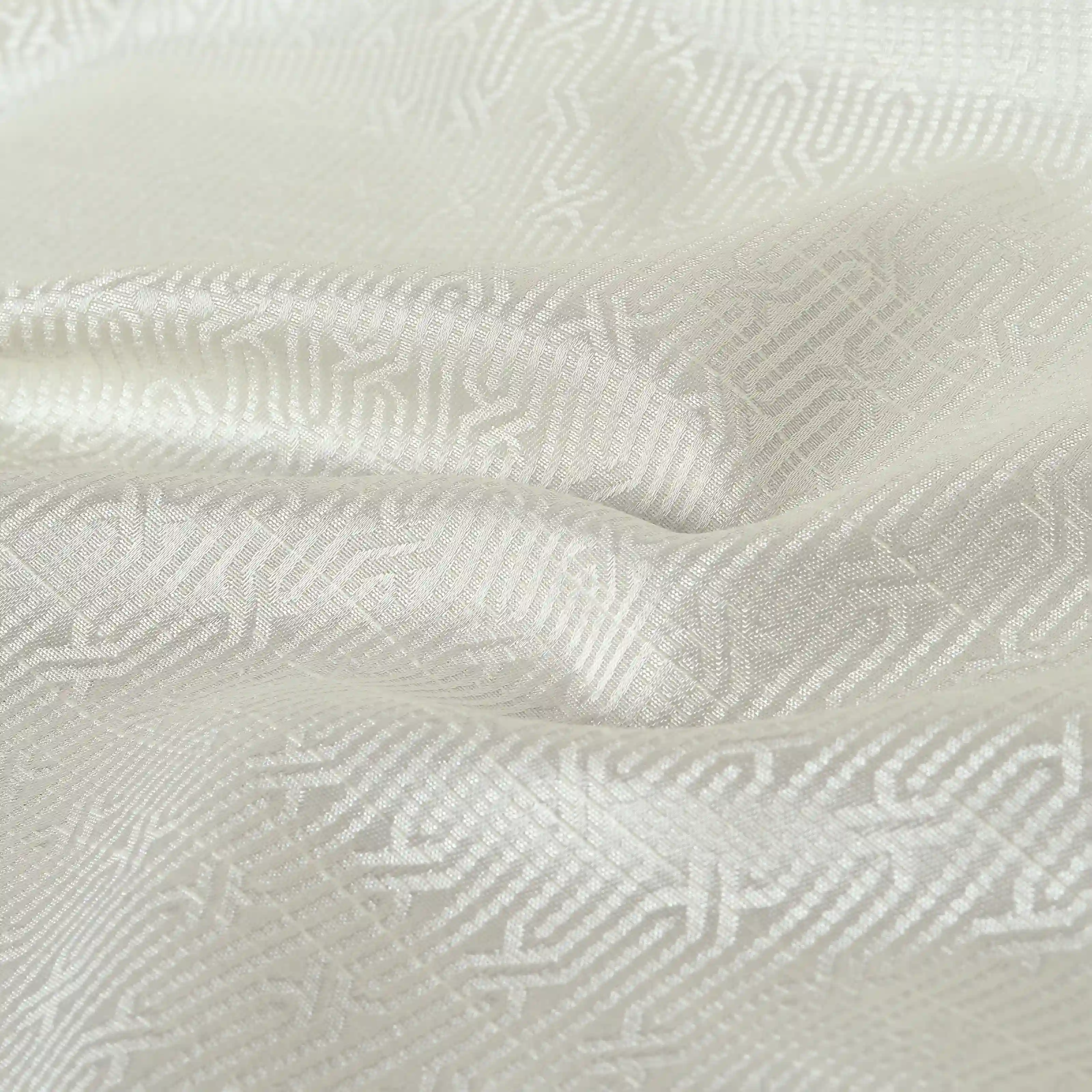 De Jacquard - Classic Set Of 2 Jacquard Readymade Curtains | Layered Lines - Image 3