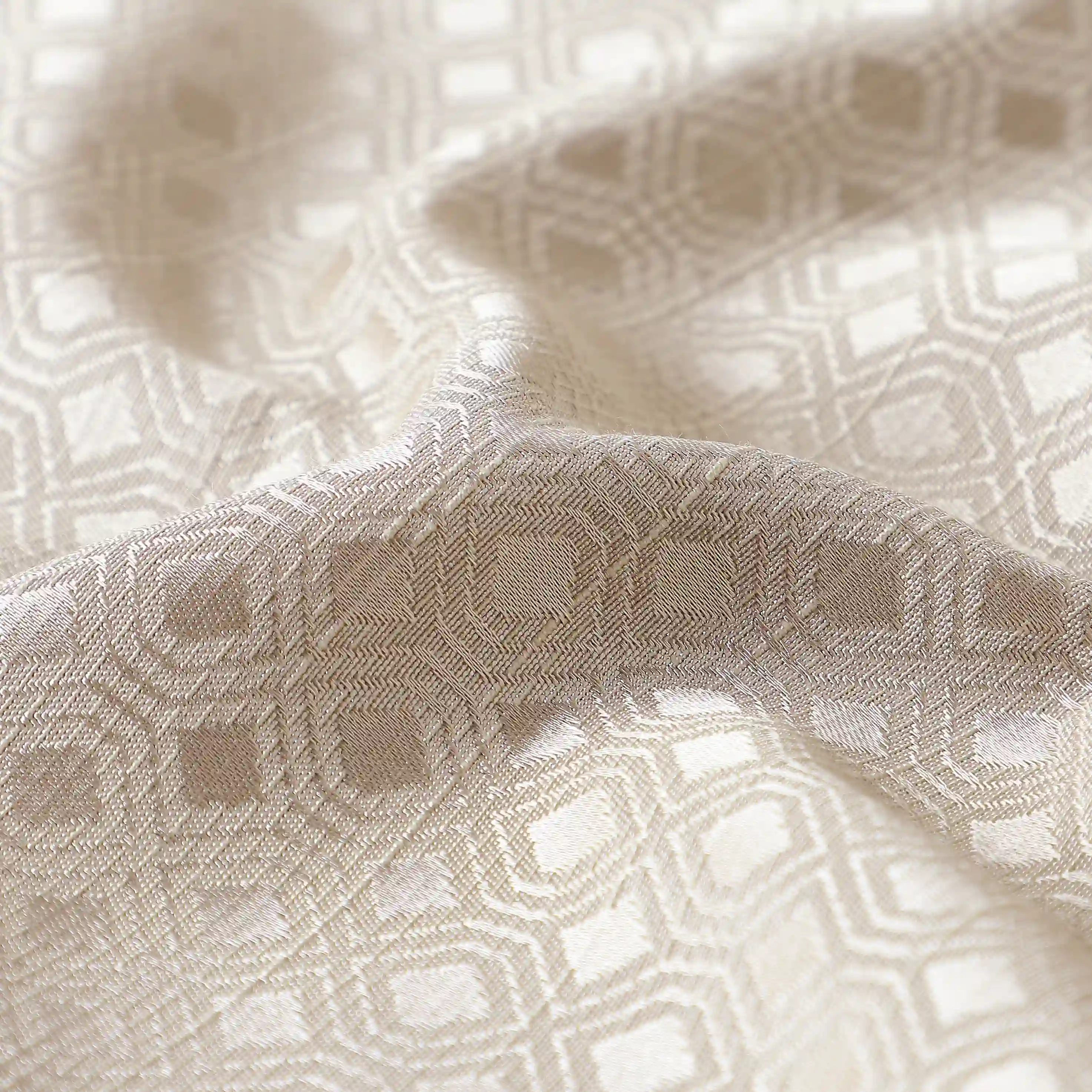 De Jacquard - Classic Set Of 2 Jacquard Readymade Curtains | Wavy Heritage - Image 7