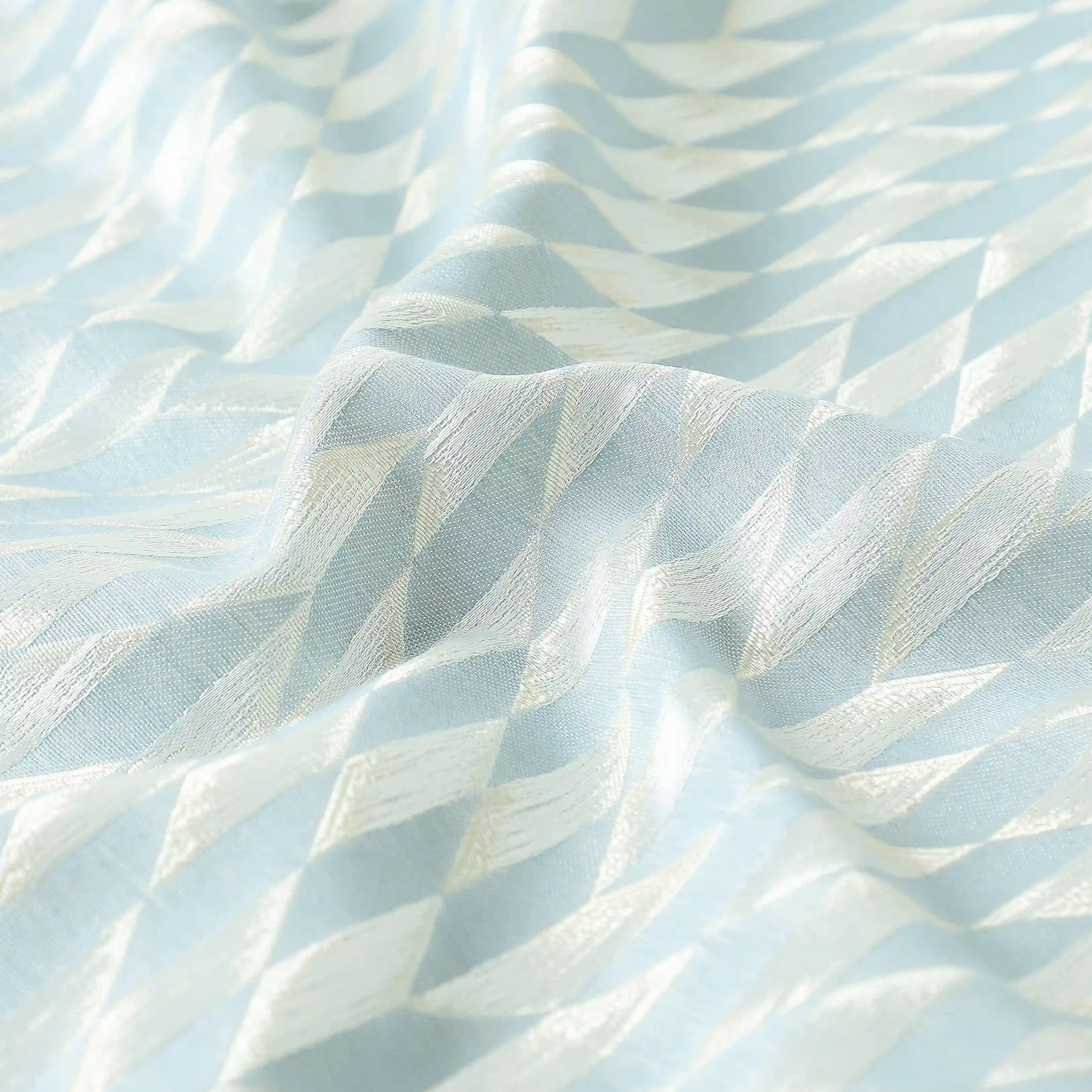 De Jacquard - Luxe Set Of 2 Jacquard Readymade Curtains | Prism Play - Image 11