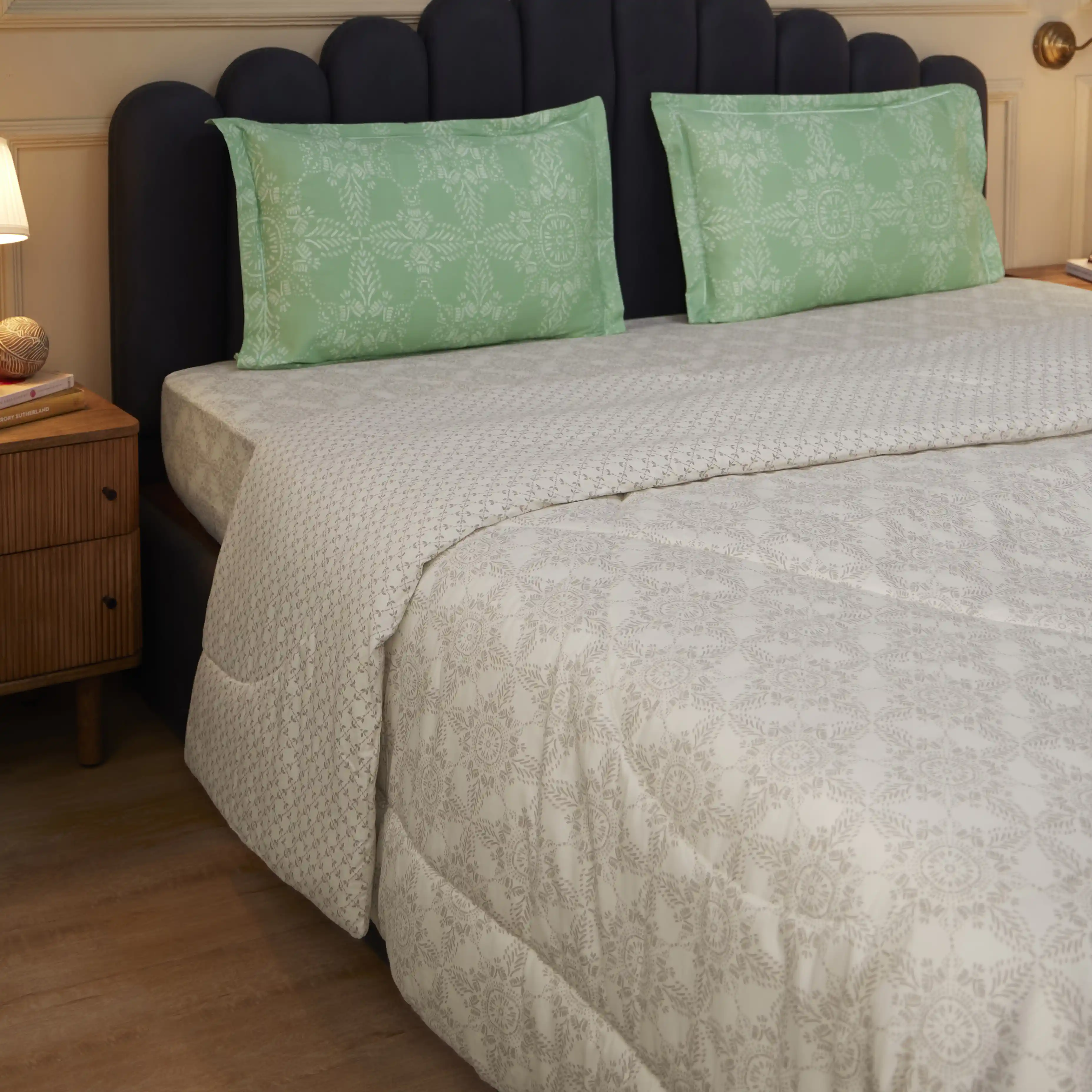 Fergana | 250TC Artistic Bohemian Printed 120GSM Reversible Comforter - Image 21