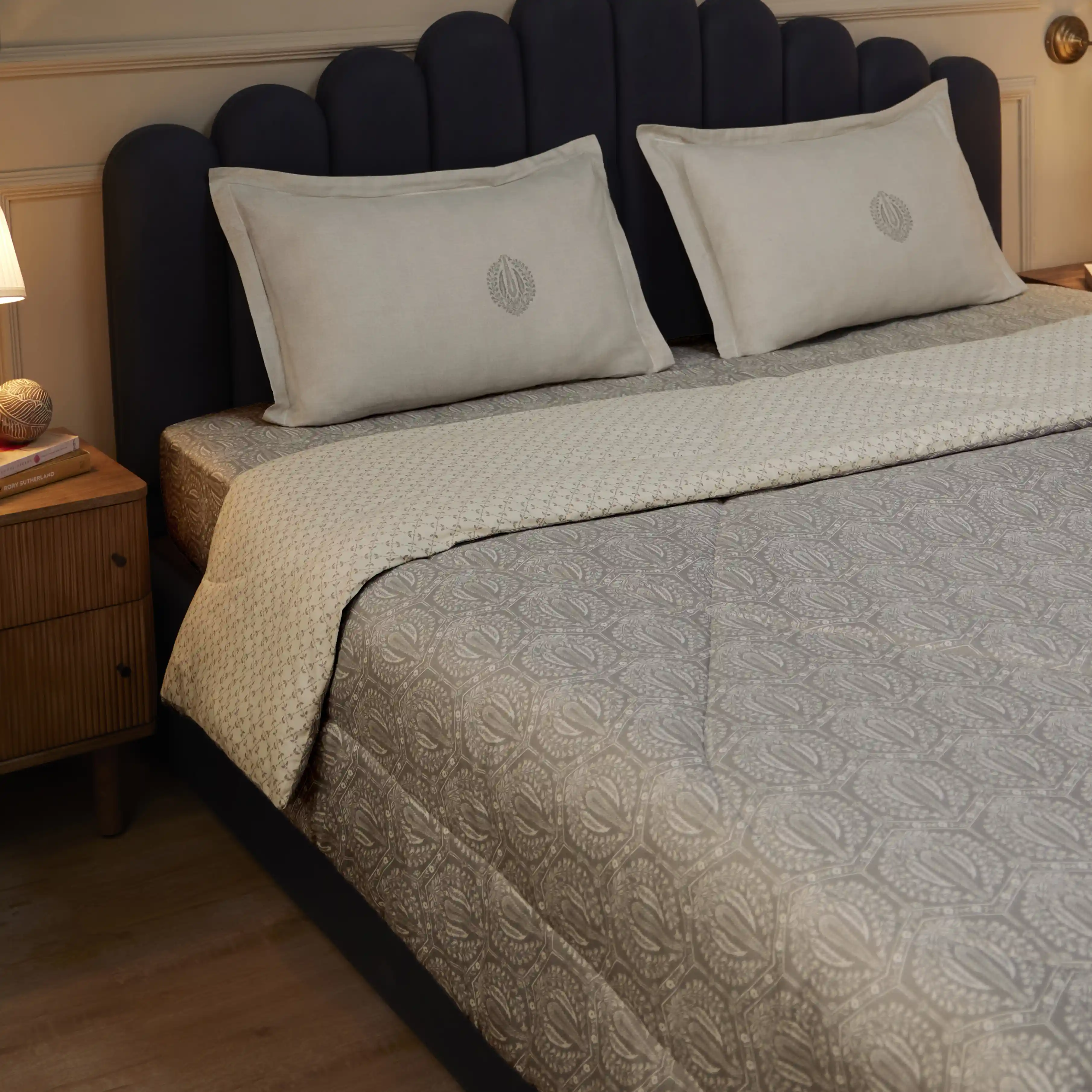Fergana | 250TC Artistic Bohemian Printed 120GSM Reversible Comforter - Image 6