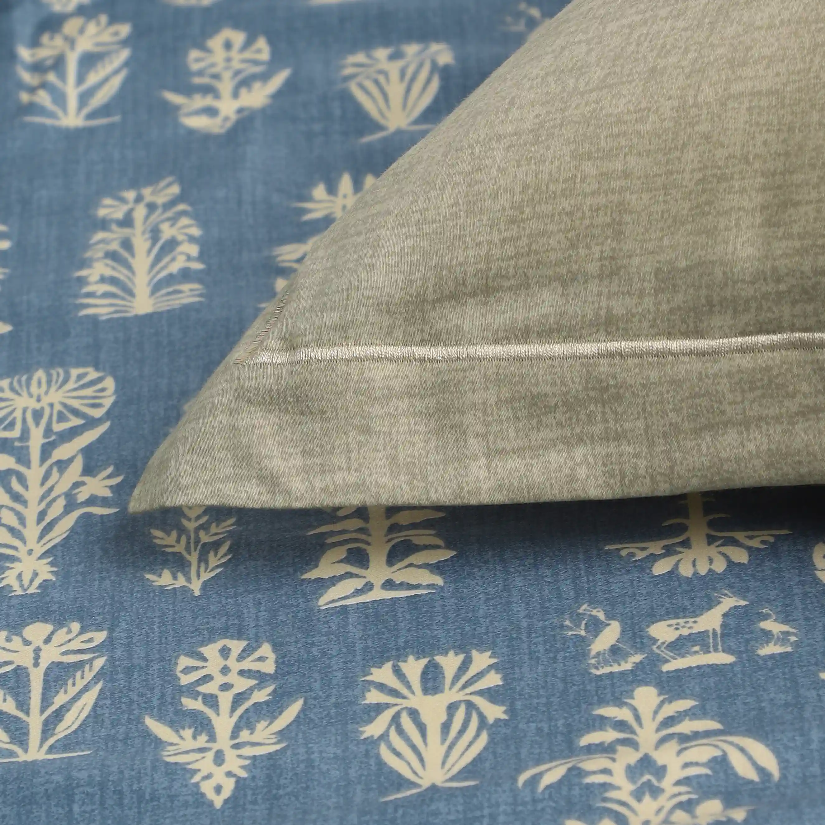 Fergana | 250TC Artistic Bohemian Printed Cotton Fitted Sheet Set  | Pillow Cover with Merrow Hem Treatment - Image 27