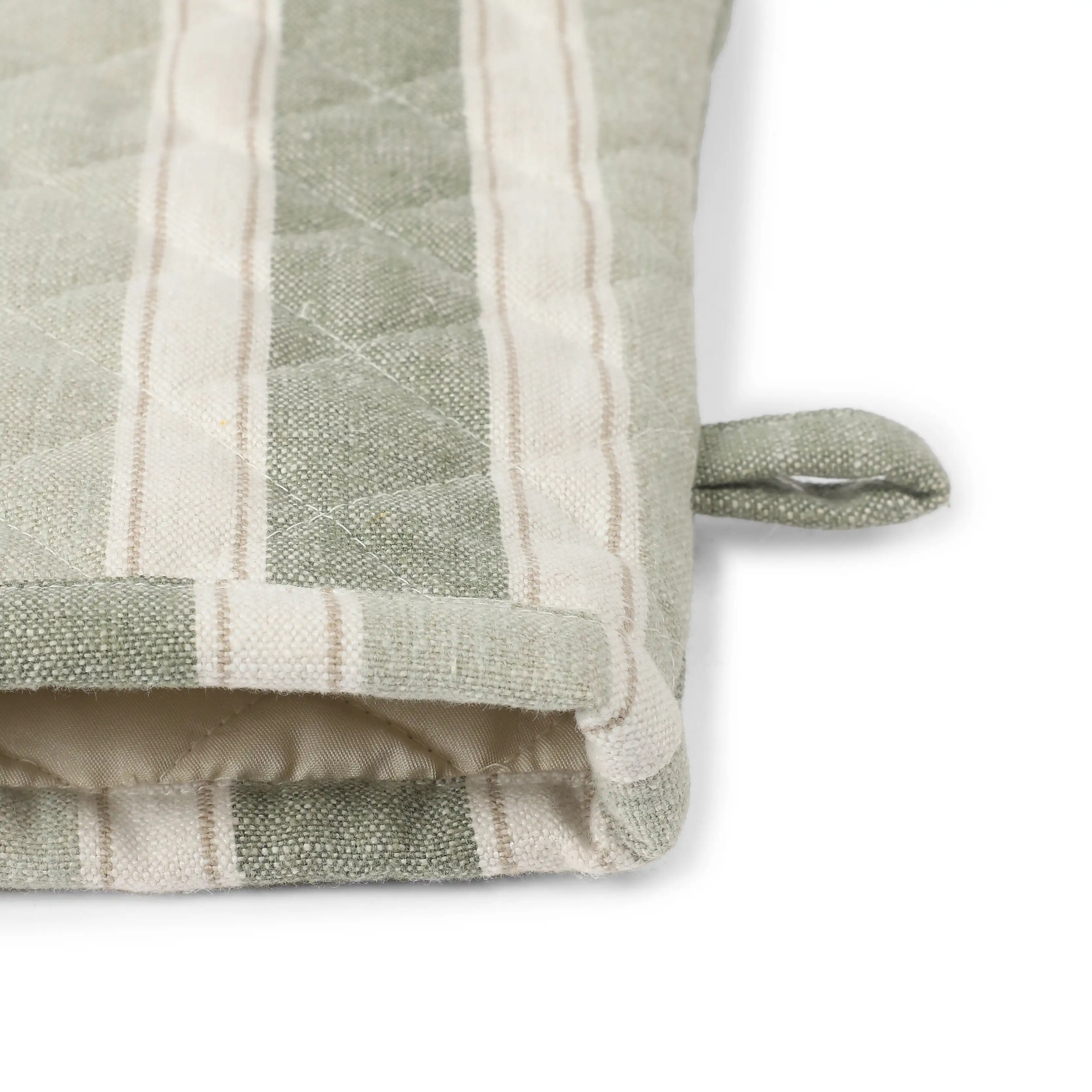 Kaleida | Countryside Charm Easy to Maintain Quilted Oven Mitts | Designed for Protection | Set of 2 - Image 6