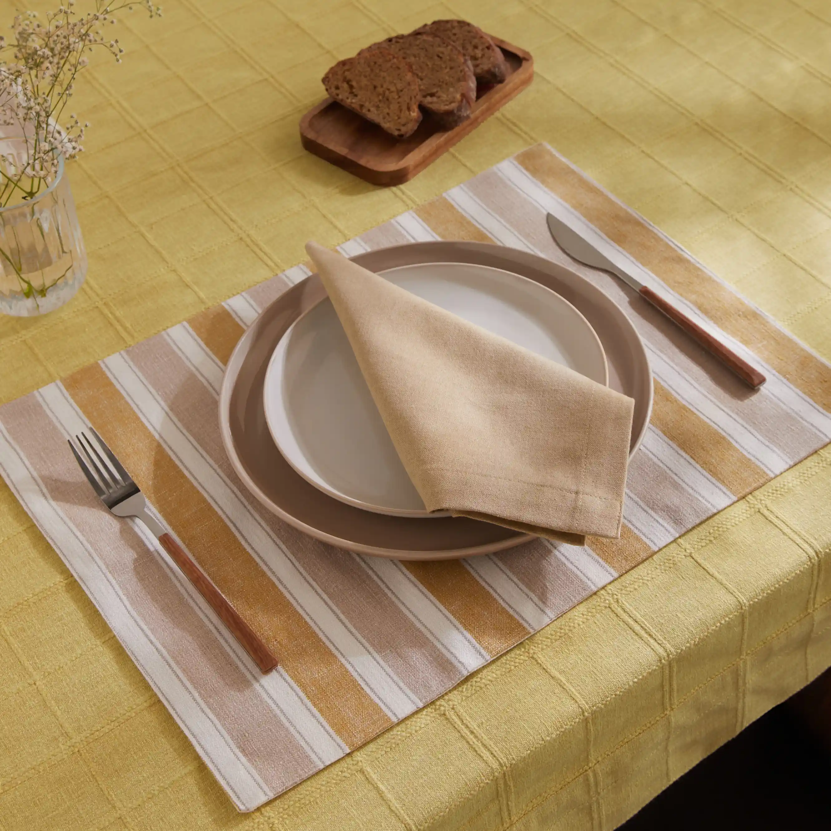 Kaleida | Countryside Charm Table Cloth - Image 10