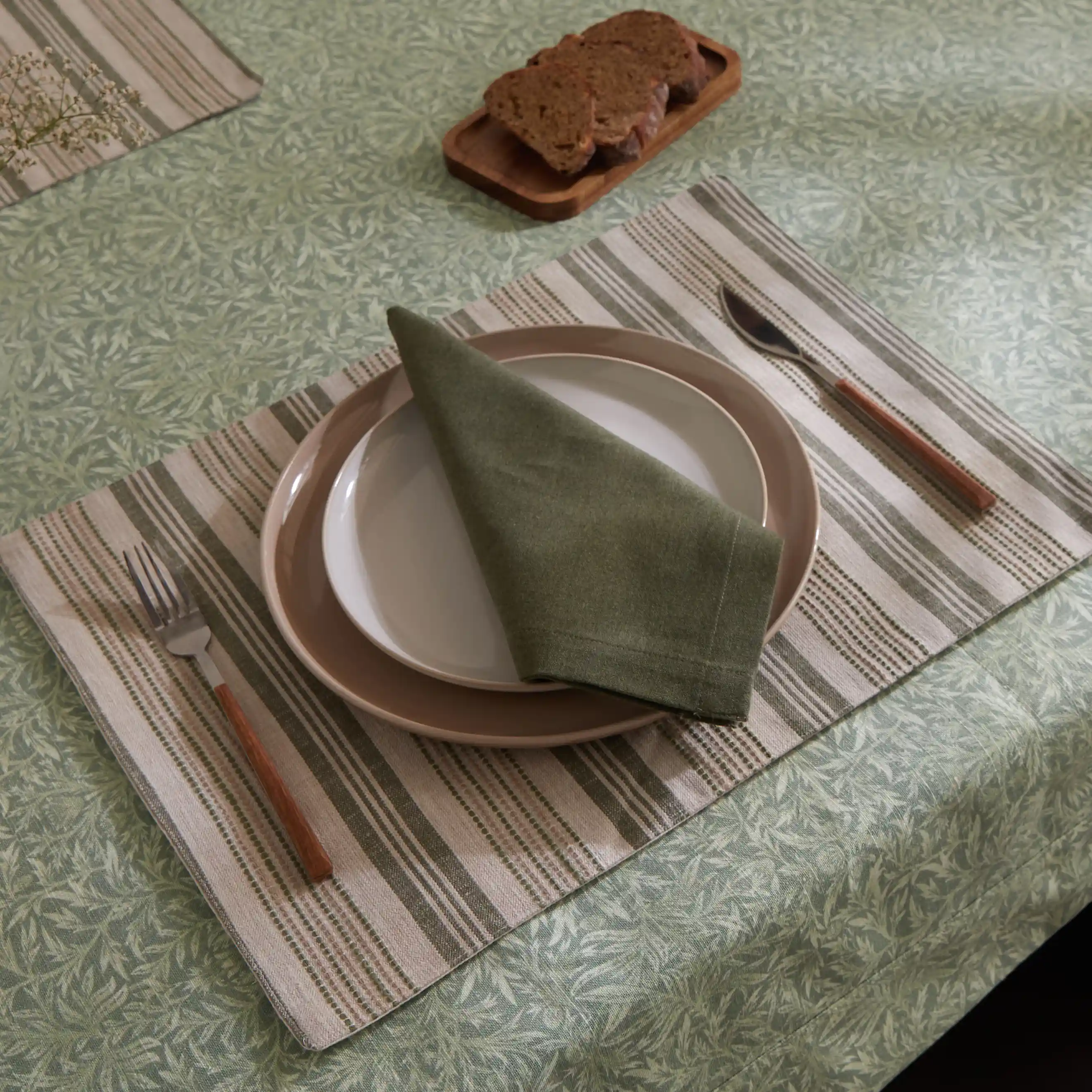 Kaleida | Countryside Charm Table Cloth - Image 18