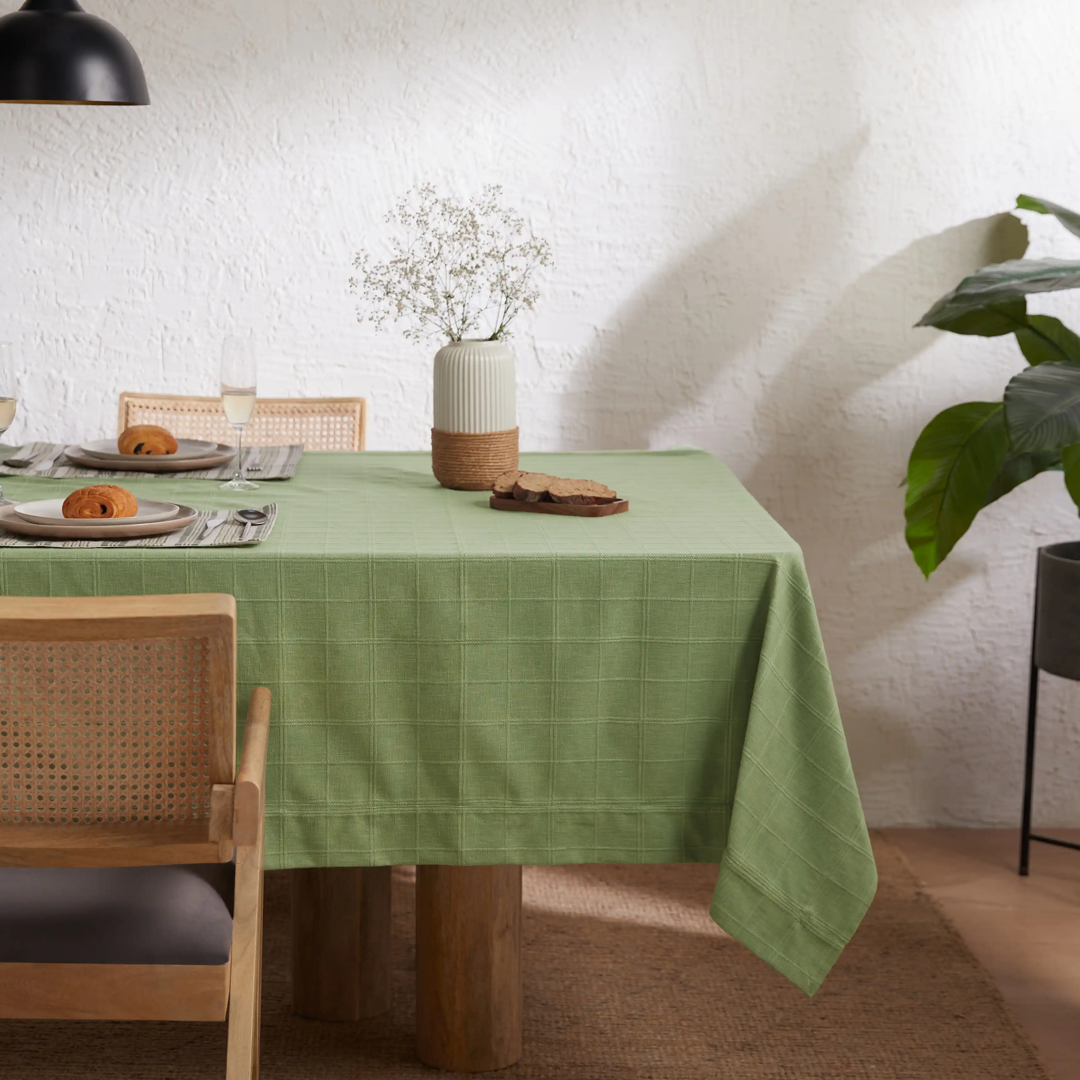 Kaleida | Countryside Charm Table Cloth - Image 25