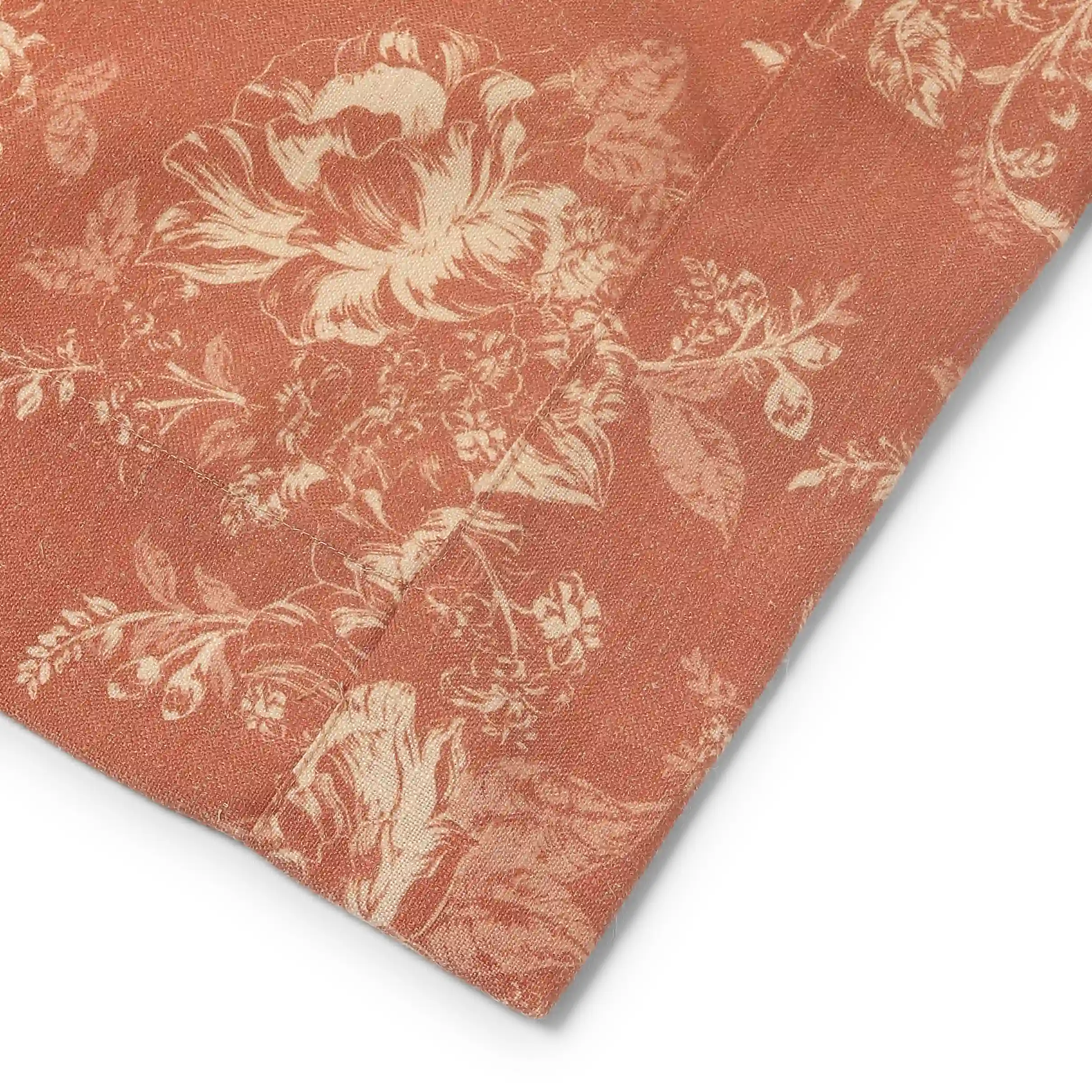 Kaleida | Countryside Charm Table Cloth - Image 40