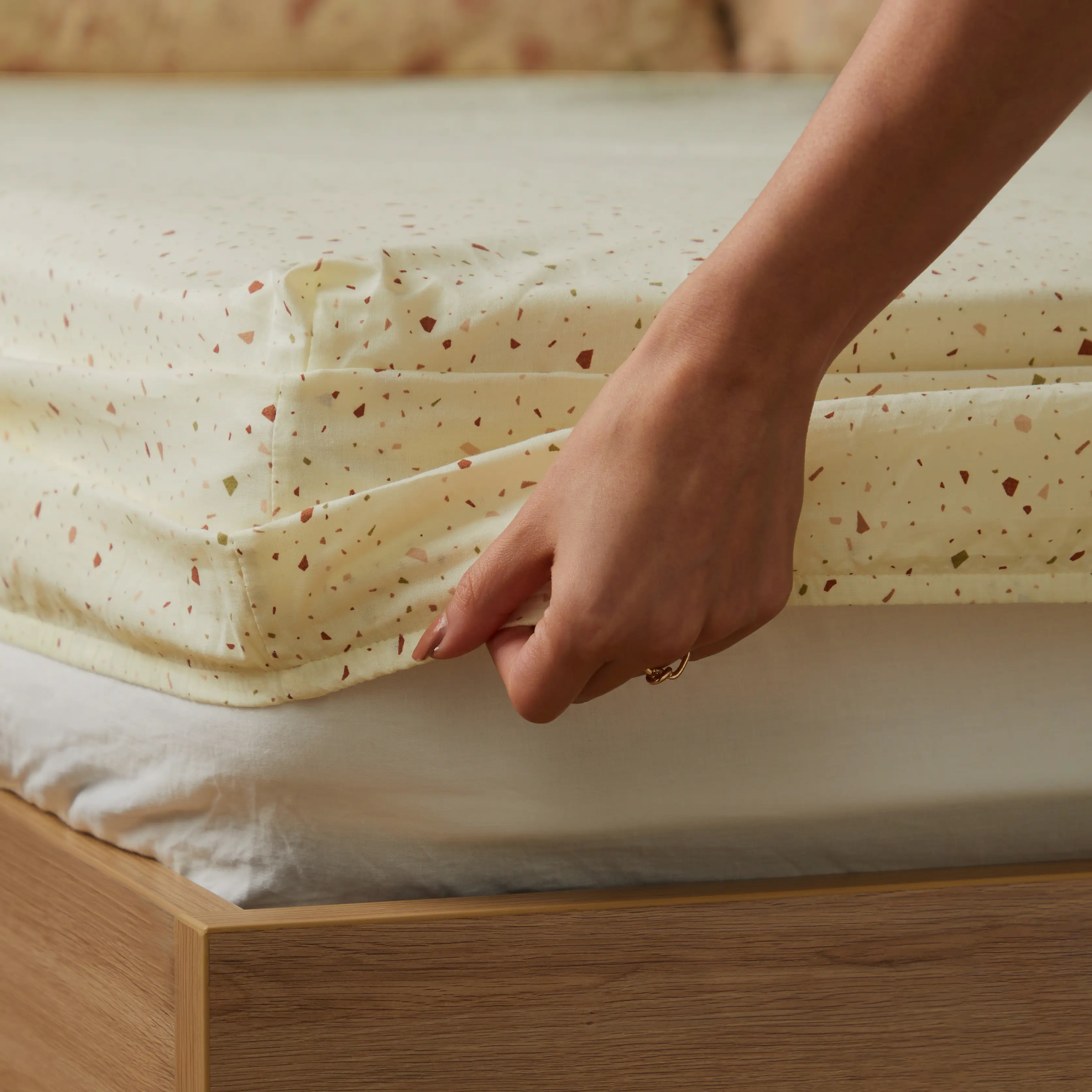 Mishella | Mix & Match Printed Cotton Fitted Sheet Set - Cream - Image 11