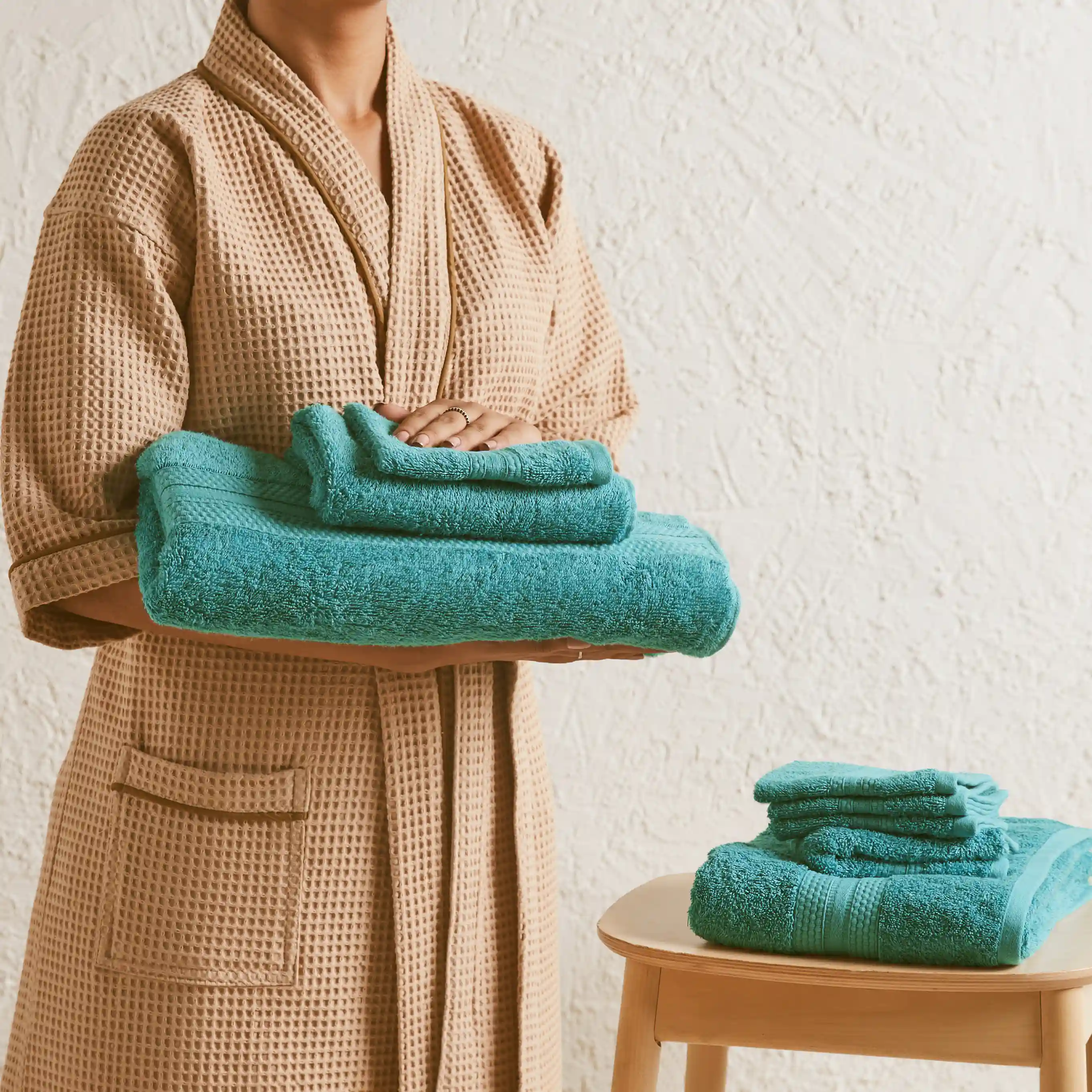 Paleto | Everyday Essentials Absorbent Ring Spun Cotton 8 Piece Terry Towel Set | Set of Bath, Hand & Face Towels - Image 28