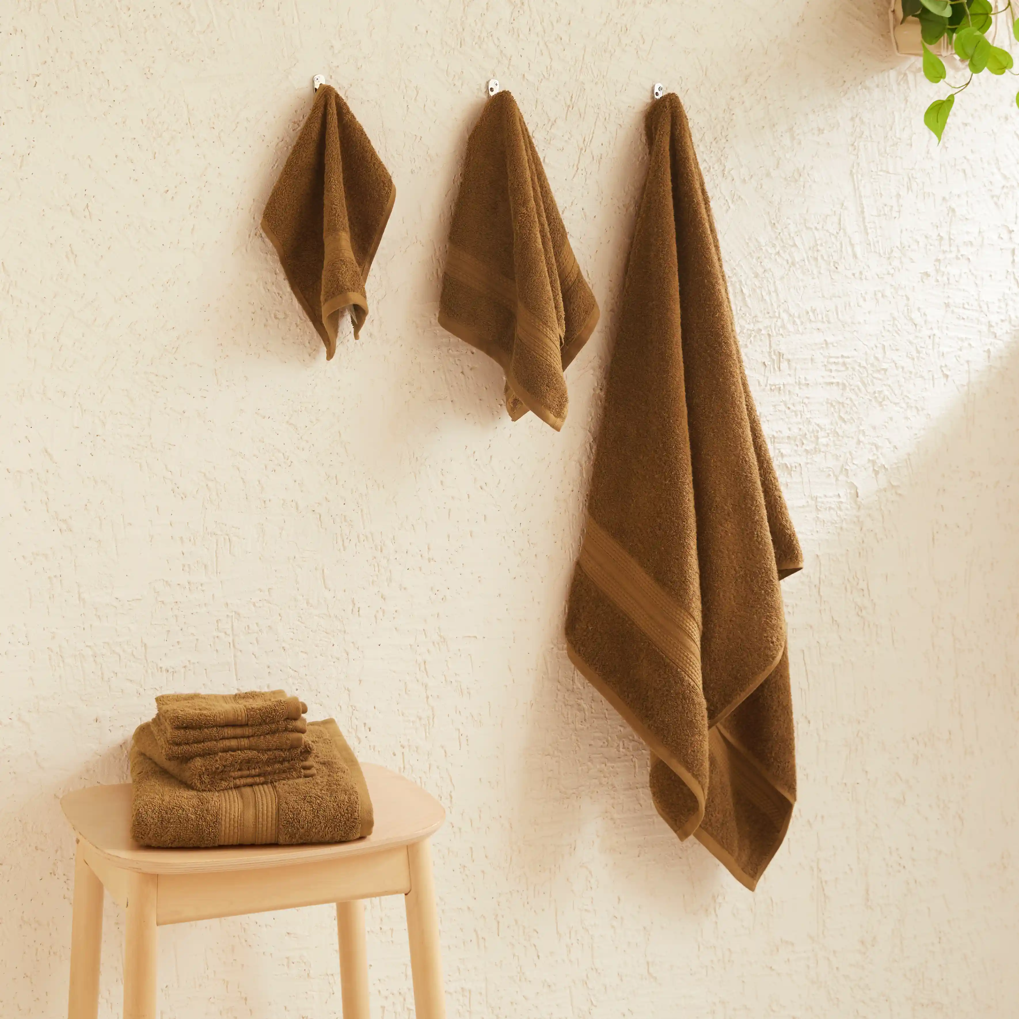 Paleto | Everyday Essentials Absorbent Ring Spun Cotton 8 Piece Terry Towel Set | Set of Bath, Hand & Face Towels - Image 34