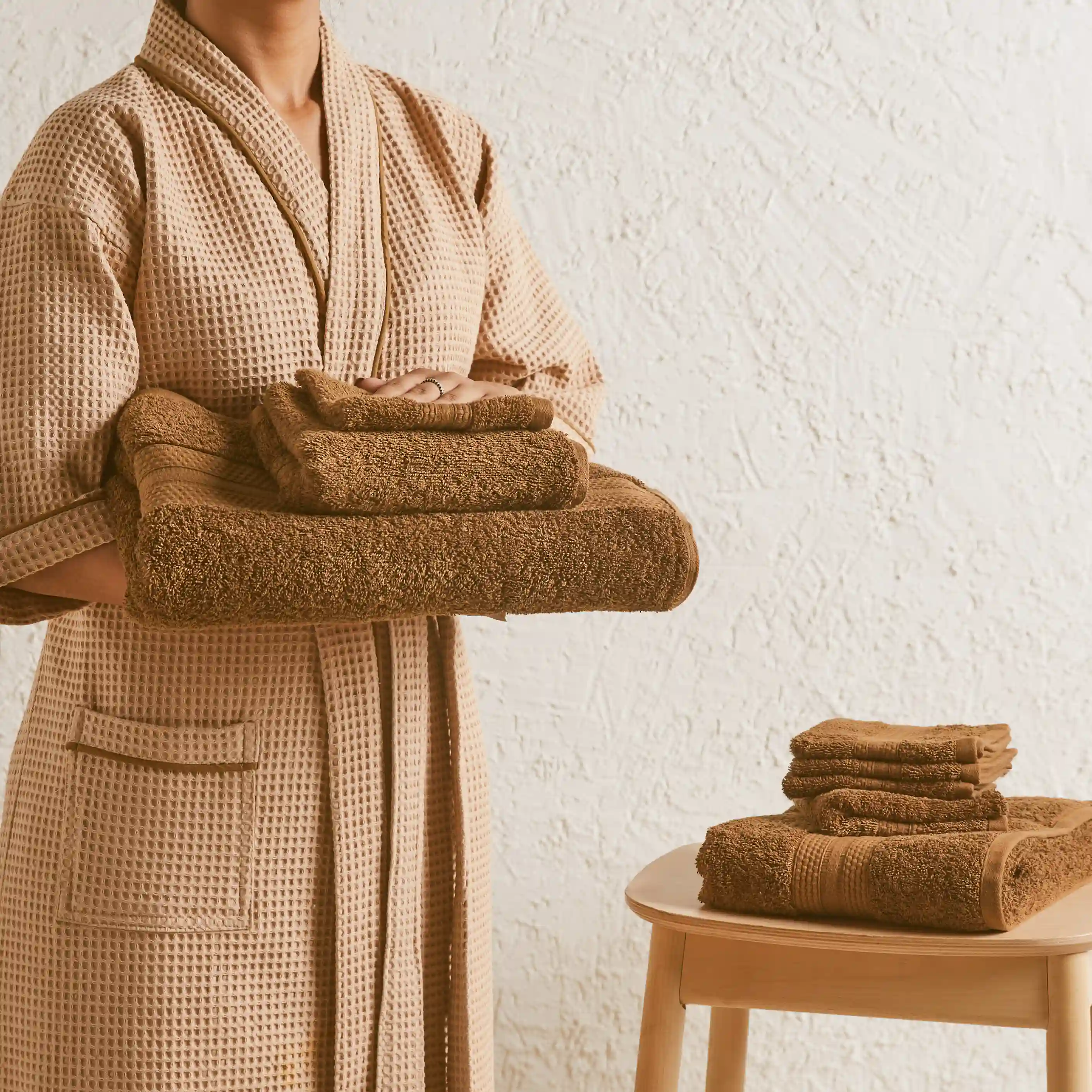 Paleto | Everyday Essentials Absorbent Ring Spun Cotton 8 Piece Terry Towel Set | Set of Bath, Hand & Face Towels - Image 35