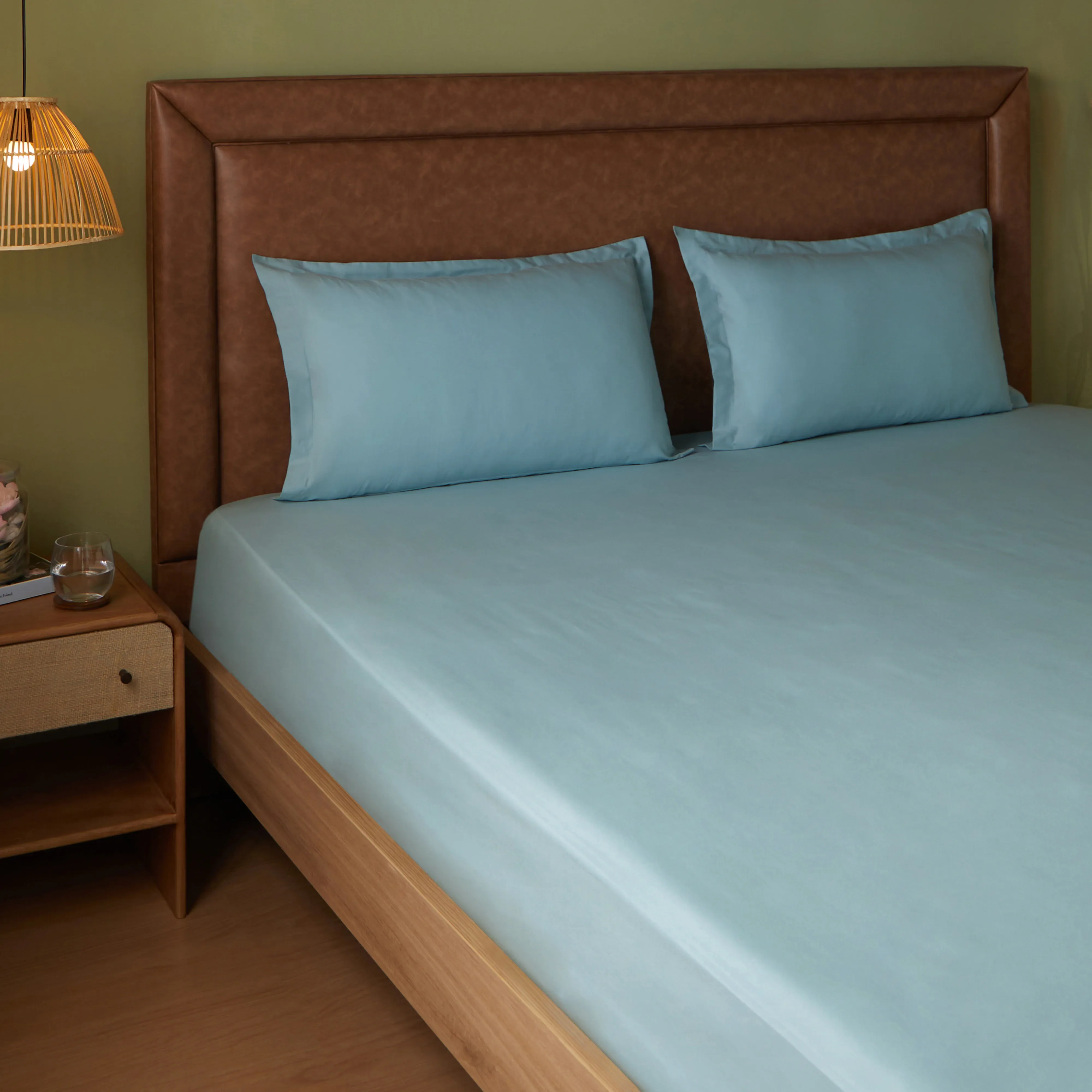 Paleto | Everyday Hues Solid Dyed Cotton Bedsheet Set-Blue Sky - Image 11