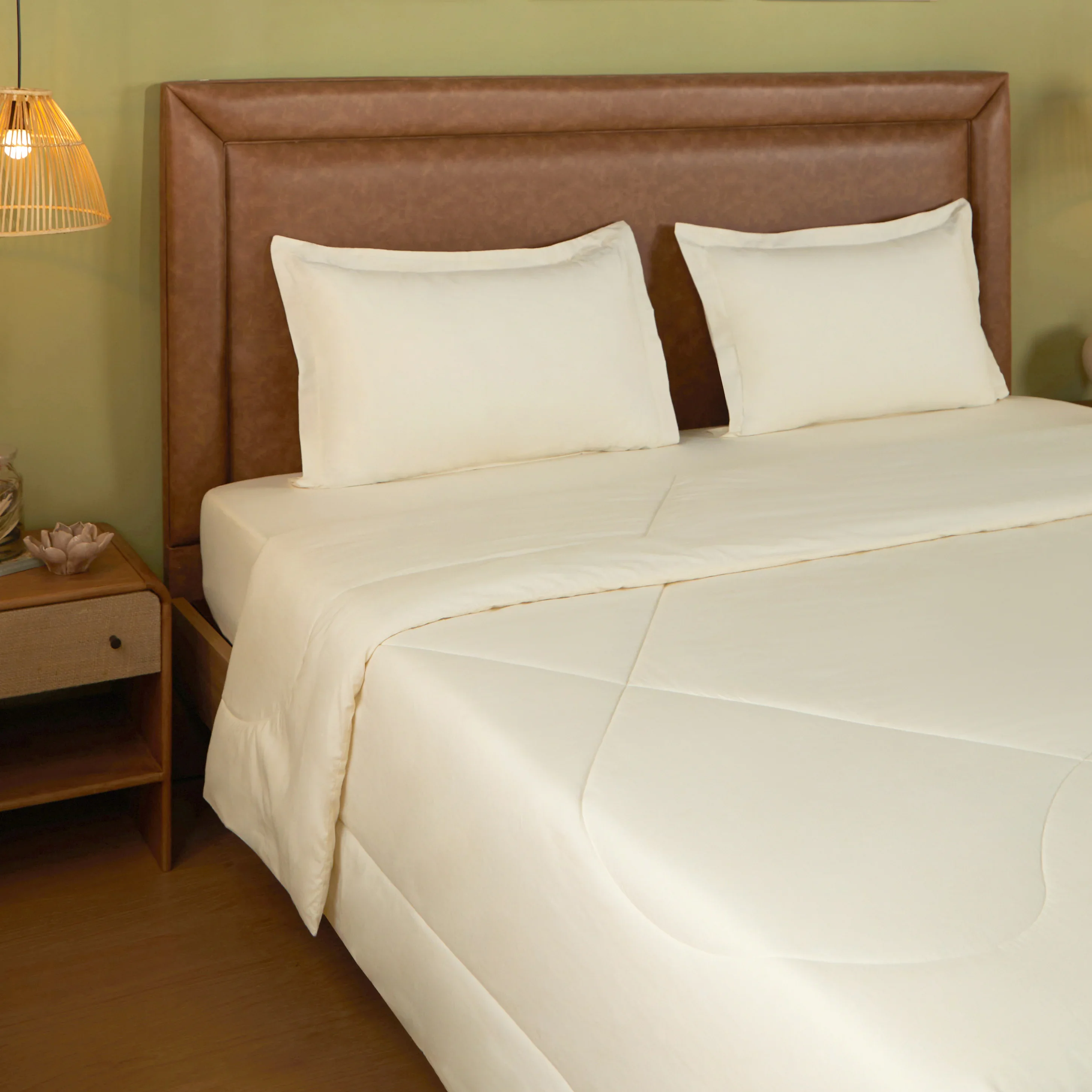 Paleto | Everyday Hues Cotton Solid Dyed 240GSM Comforter for Extra Warmth-Ivory - Image 2