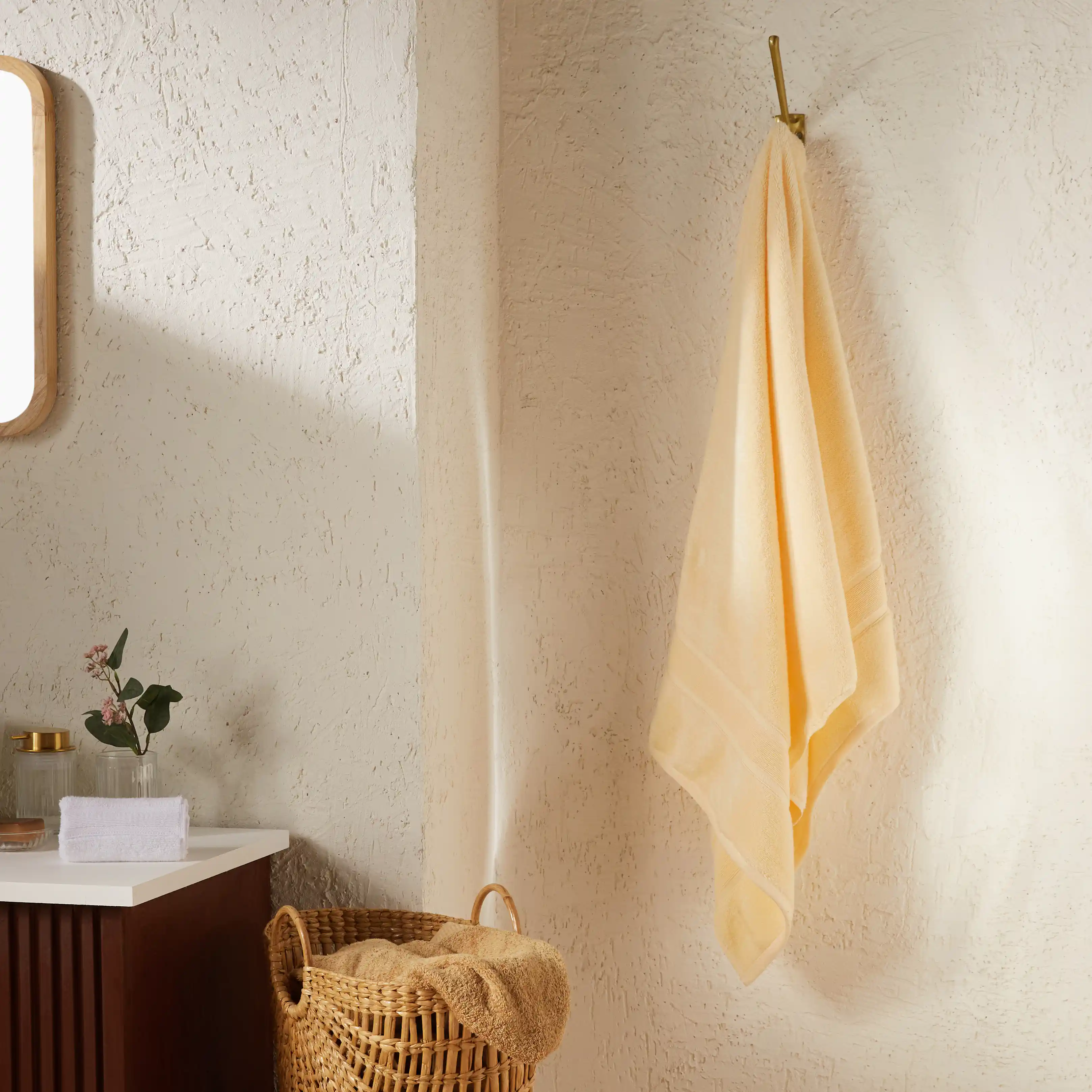 Pelushe | Super Absorbent & Luxurious Zero Twist Cotton Bath Towel - Image 4