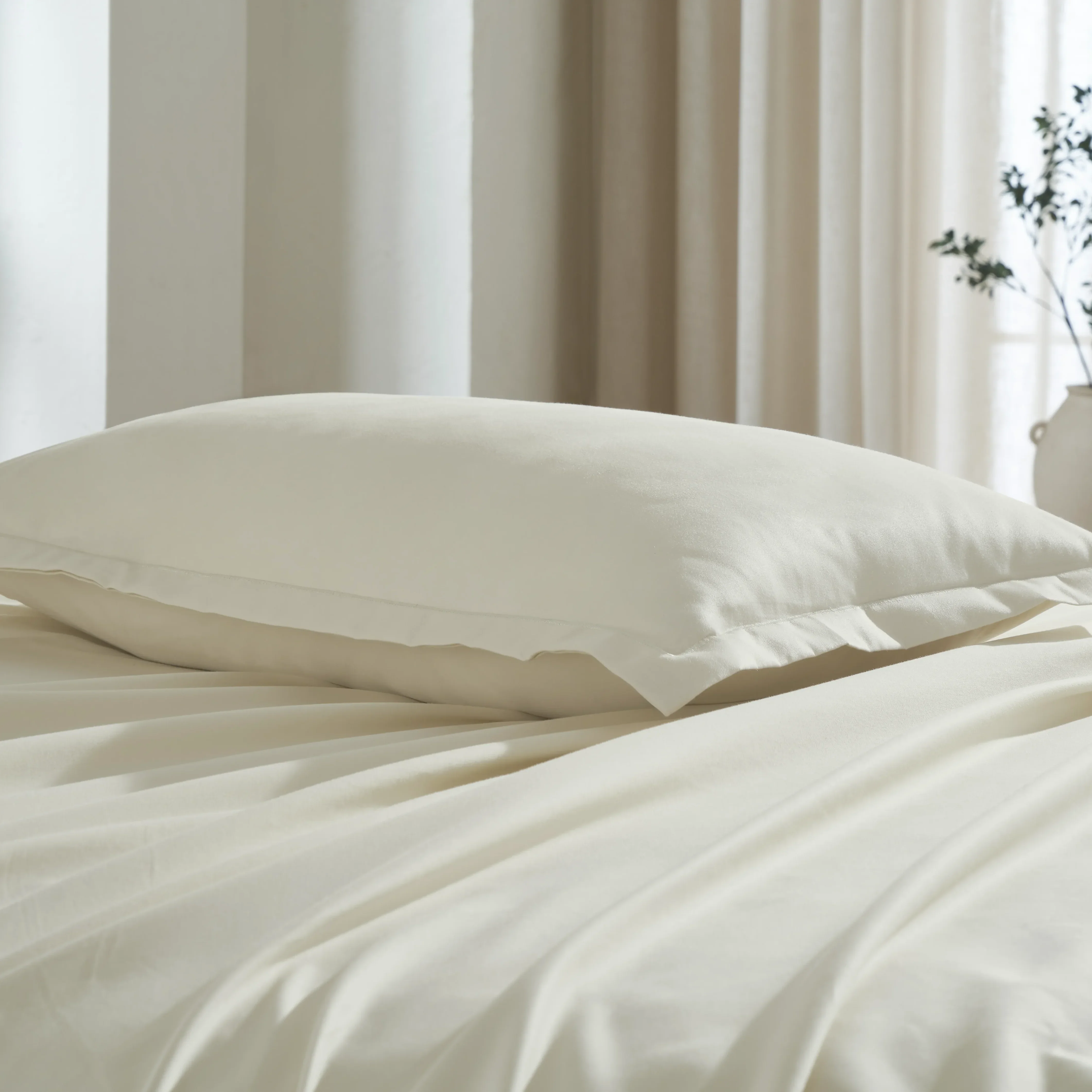 Pelushe | 800TC Long Staple Cotton Luxurious Super Soft Bedsheet Set | Pillow Cover with Merrow Hem Treatment - Image 10