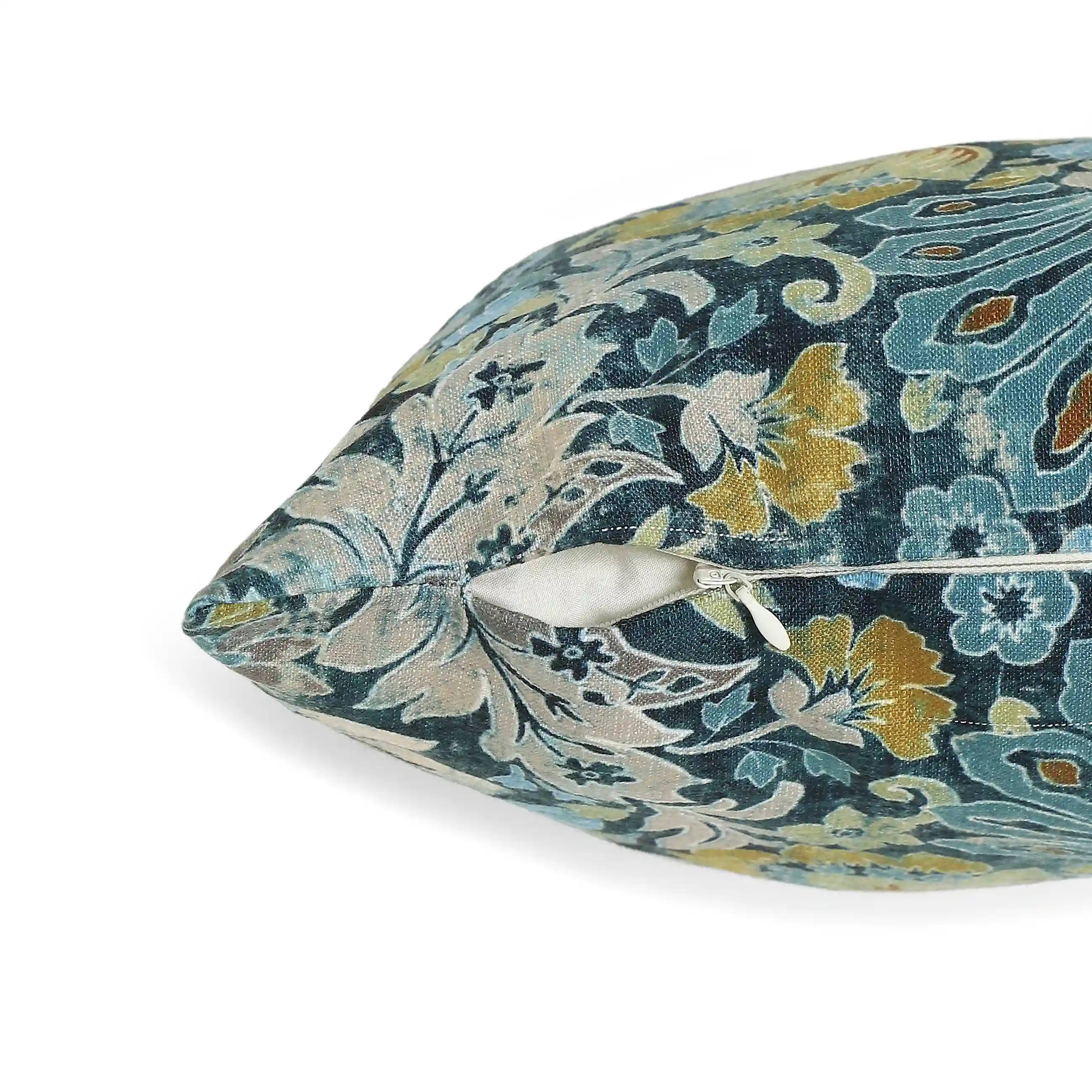 Vissencia Printed Cushion Cover | Vintage Flora - Image 5