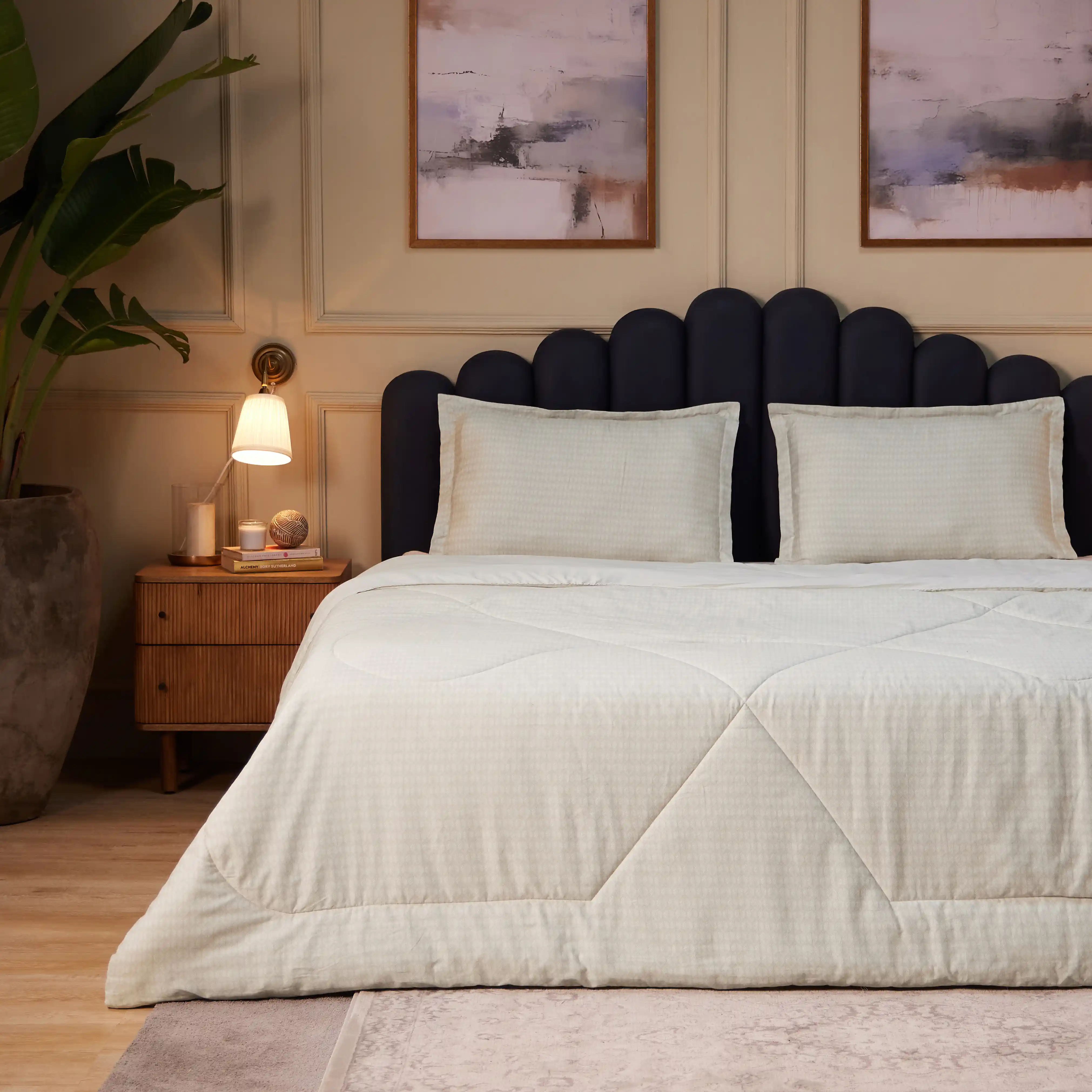 Yutori | 250 TC Modern Micro Printed 120GSM Reversible Comforter - Image 22