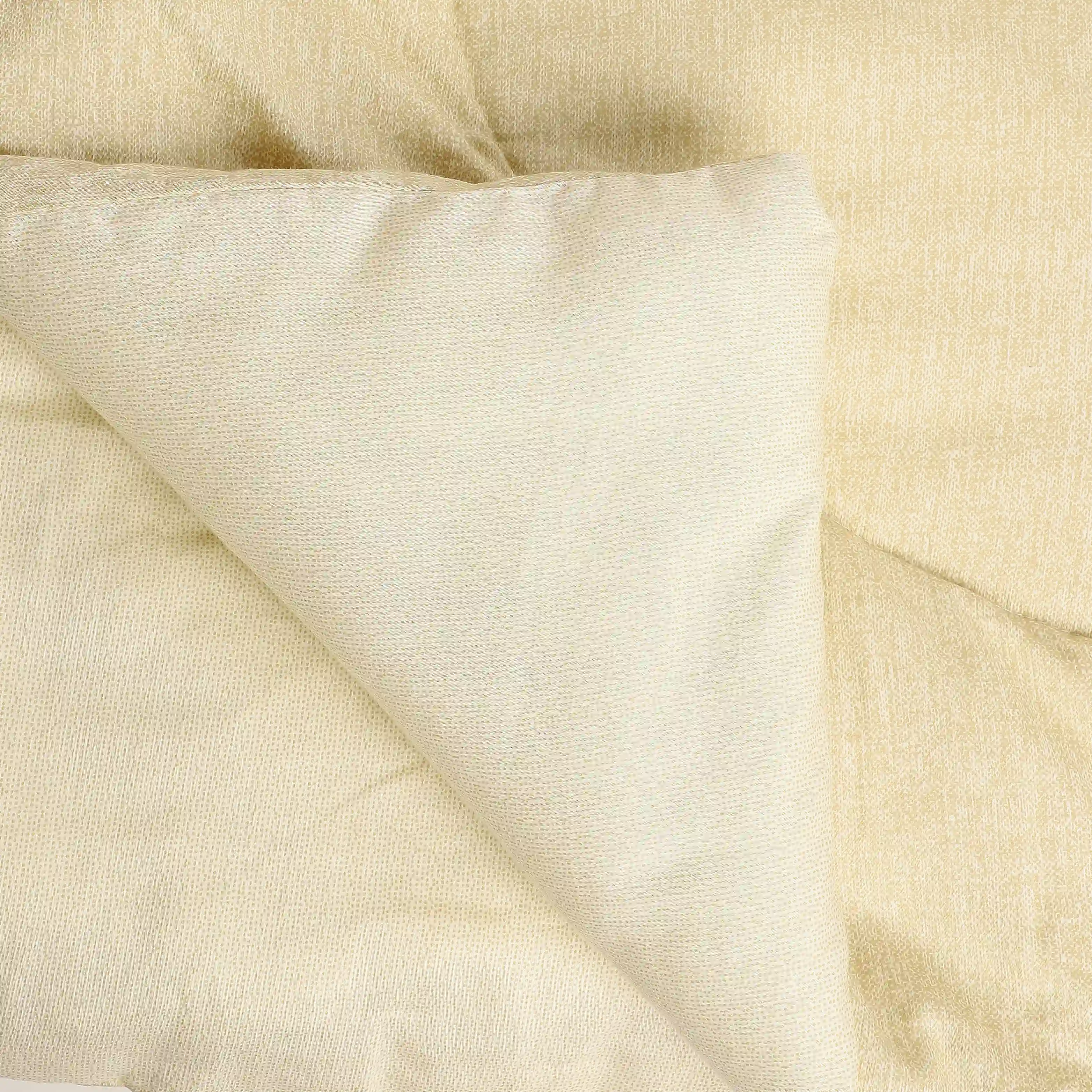 Yutori | 250 TC Modern Micro Printed 120GSM Reversible Comforter - Image 5