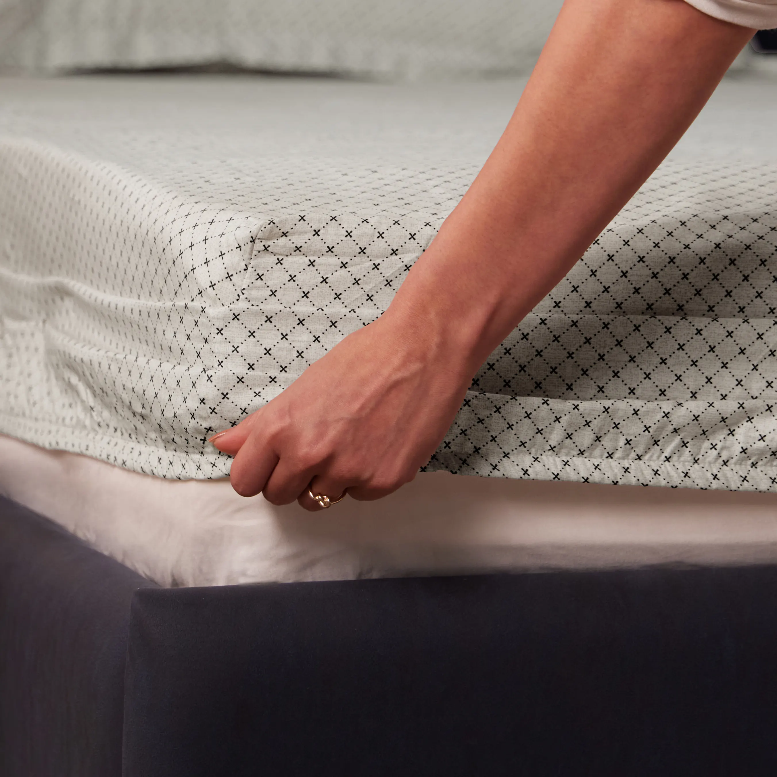 Yutori | 250 TC Modern Micro Printed Cotton Fitted Sheet Set  | Pillow Cover with Merrow Hem Treatment - Image 25