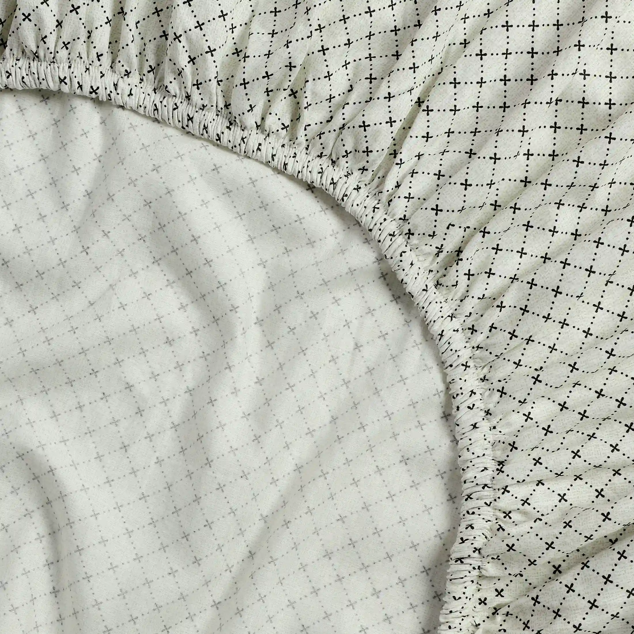 Yutori | 250 TC Modern Micro Printed Cotton Fitted Sheet Set  | Pillow Cover with Merrow Hem Treatment - Image 28