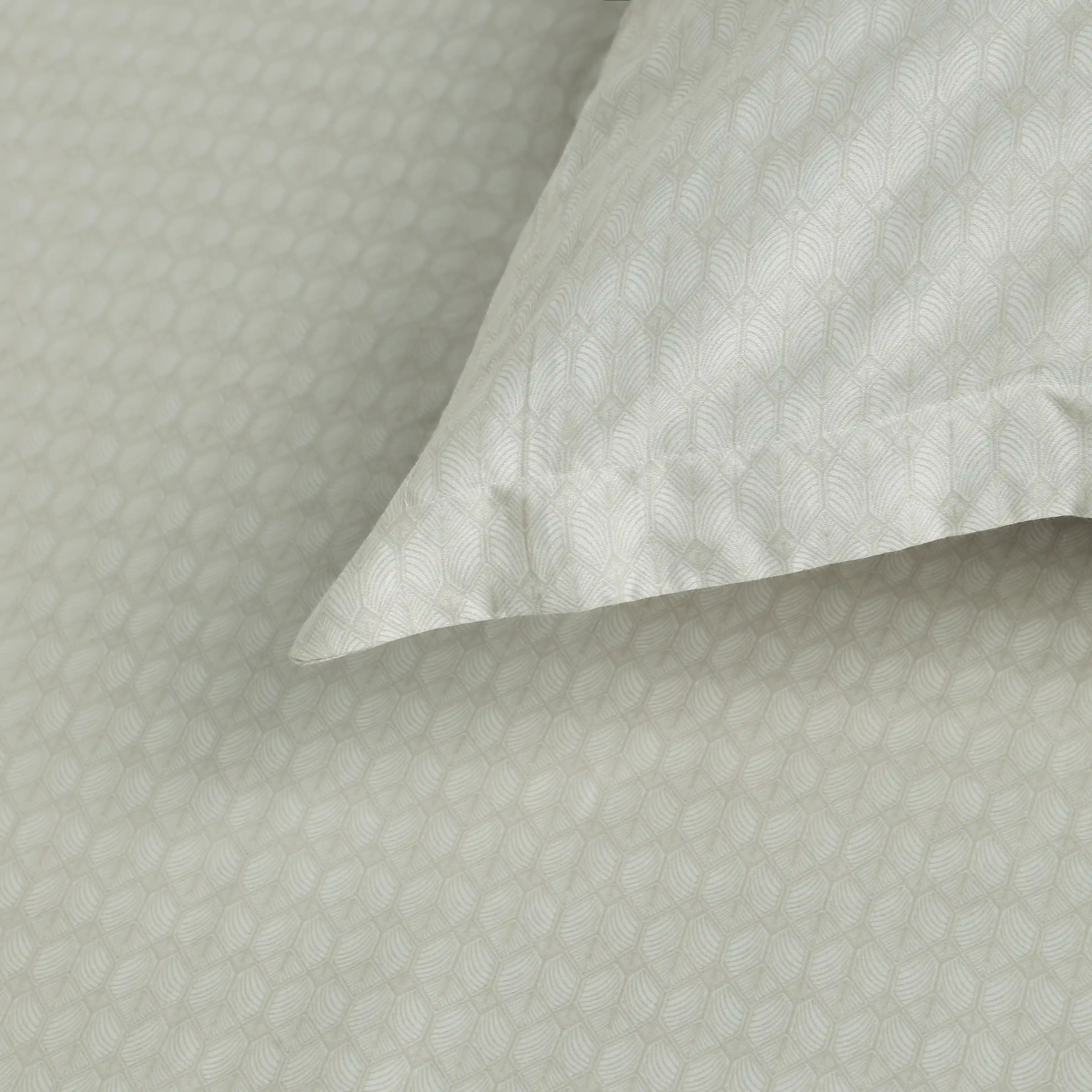 Yutori | 250 TC Modern Micro Printed Cotton Fitted Sheet Set  | Pillow Cover with Merrow Hem Treatment - Image 34